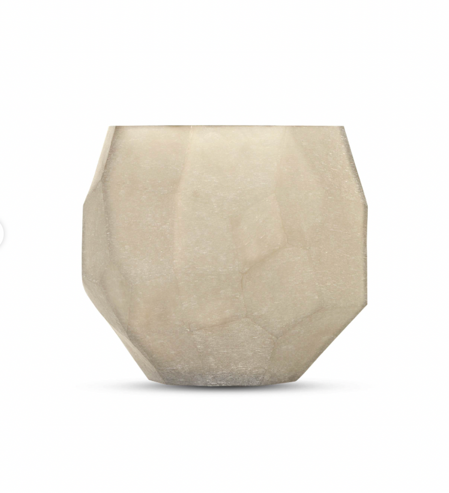 Amaris Vases