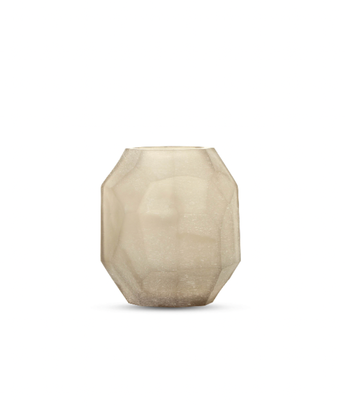 Amaris Vases